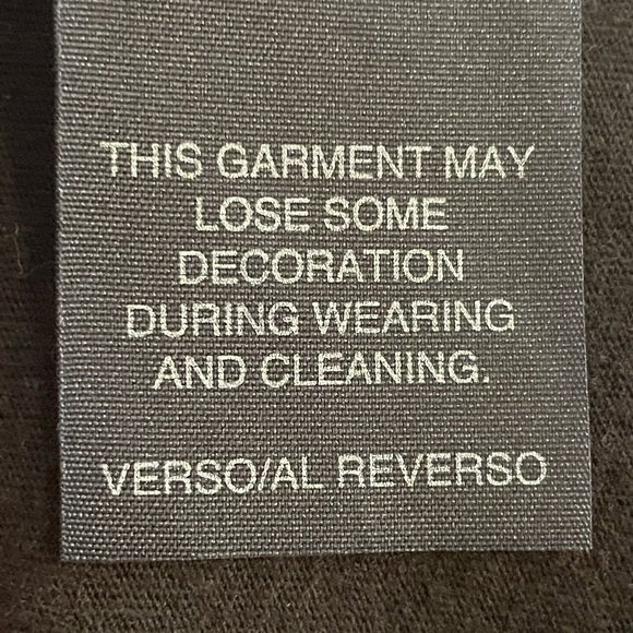 Tommy Hilfiger woman’s black short sleeve top w/sequin motif, size small - Picture 6 of 8